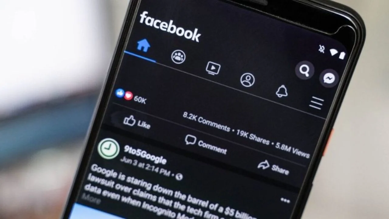 What is Facebook Dark Mode? Benefits & How to Enable It